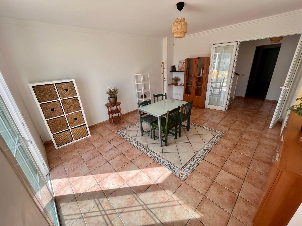 مبيت وإفطار El Médano Integral 5 Coliving المظهر الخارجي الصورة